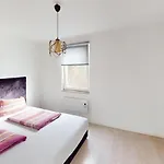 Villa Basic