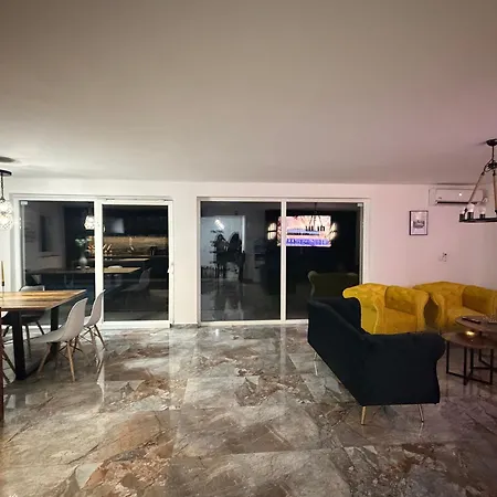 Villa Basic *
